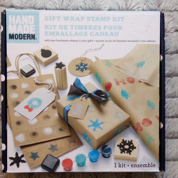 COPY - New Gift Wrap Stamp Kit - Picture 1 of 2